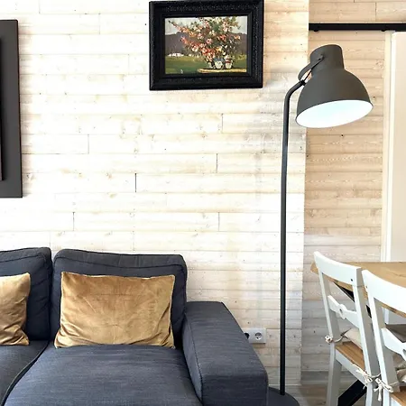 Comfortable And Centric Near Beach *
